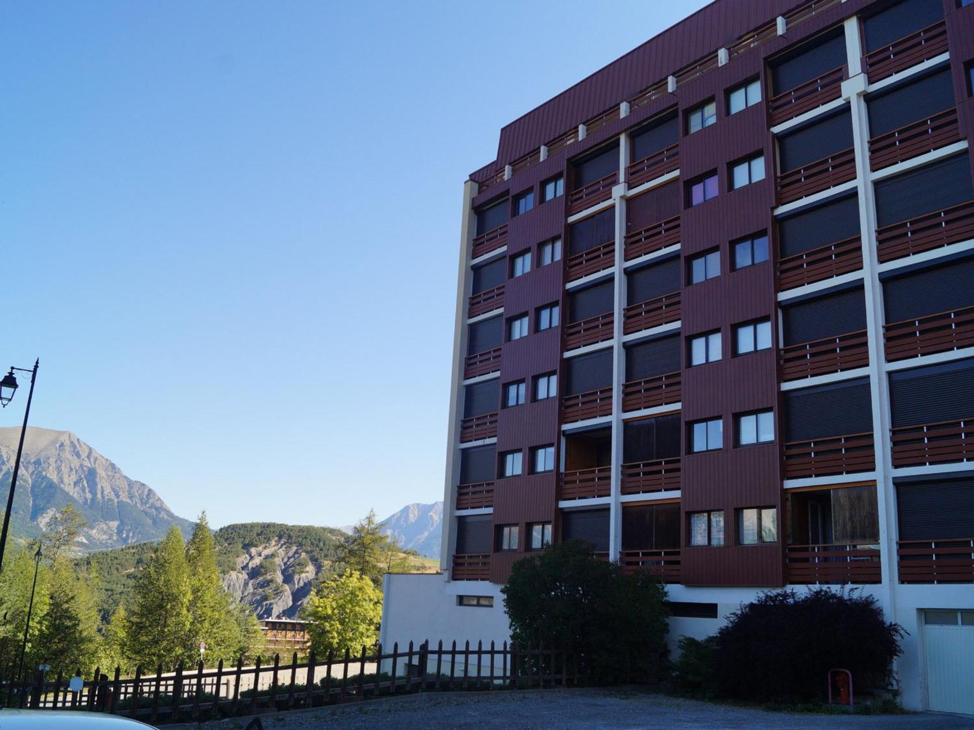 Appartement T2 Face Aux Pistes Avec Terrasse, 9 Couchages, Proche Commerces Et Piscine - Fr-1-165A-103 Enchastrayes Экстерьер фото